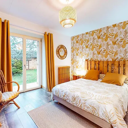 3 Bedroom Lovely In בית נופש